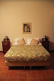 Doppelzimmer in der Villa Cantoni (©Foto:  Marikka-Laila Maisel)